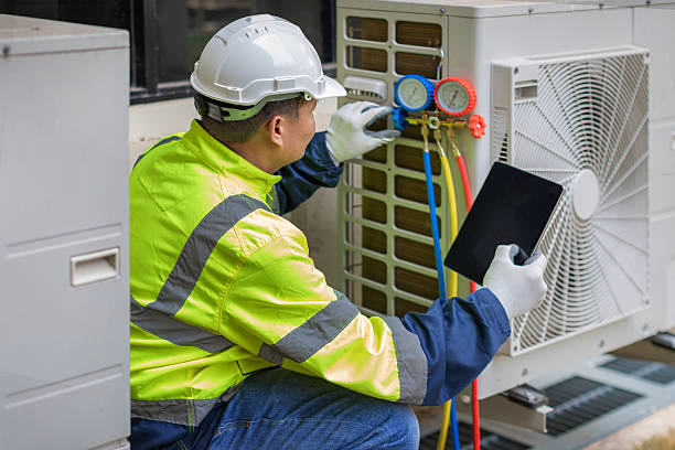 Professional Hvac Maintenance technician working in Morrison, IL